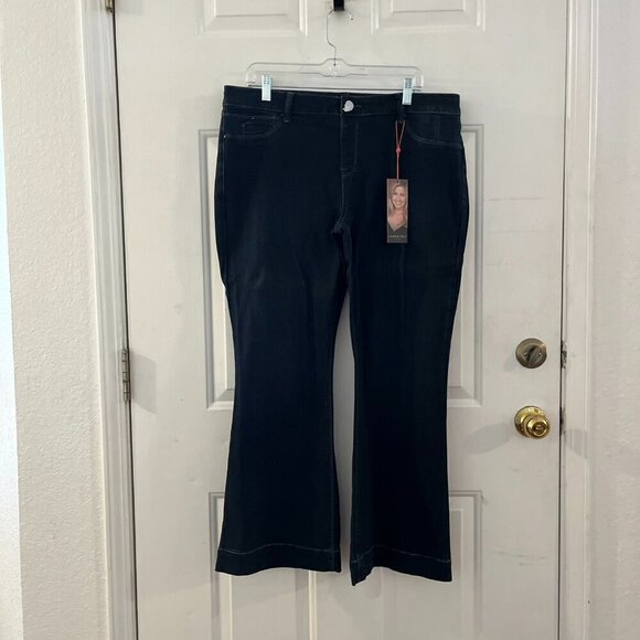 Lauire Felt Woman's Plus-Size Dark Indigo Silky Flare High-Rise Jeans Sz XLP - Picture 1 of 11